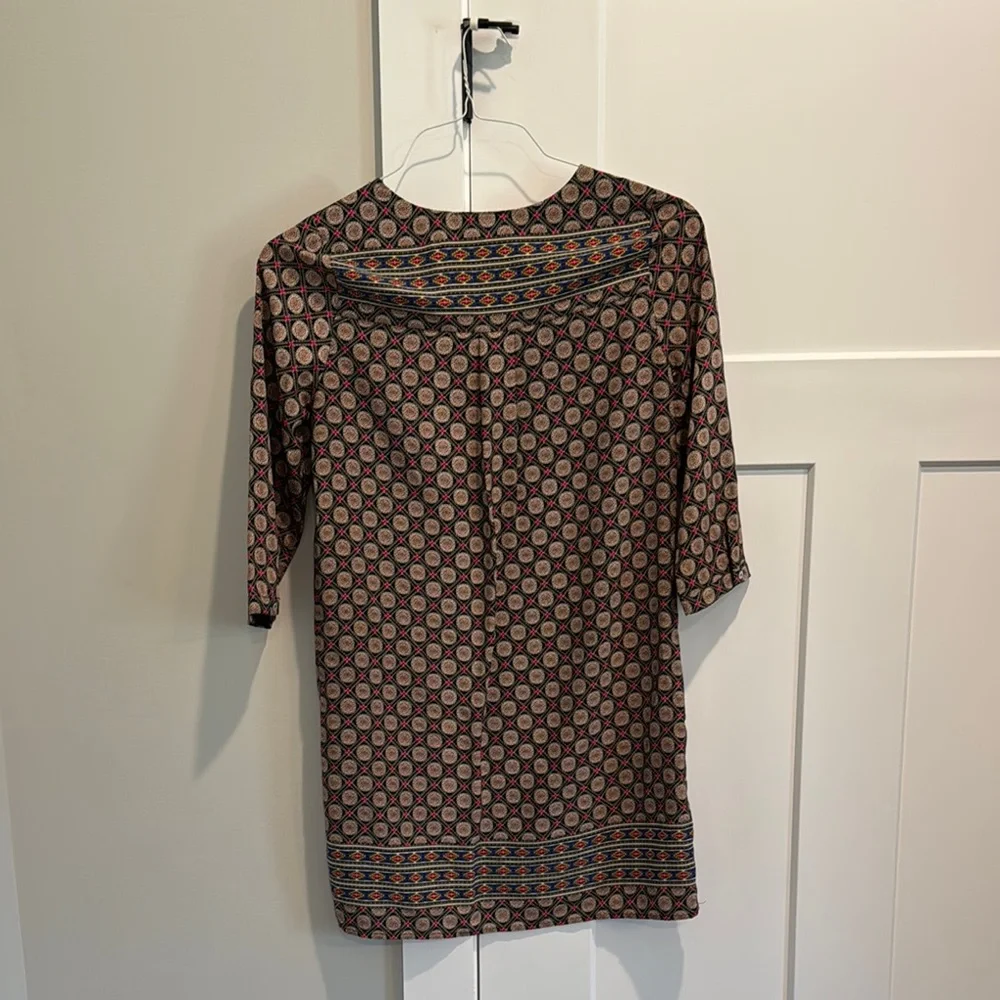 Patterned Tunic Top - Picture 4 of 4